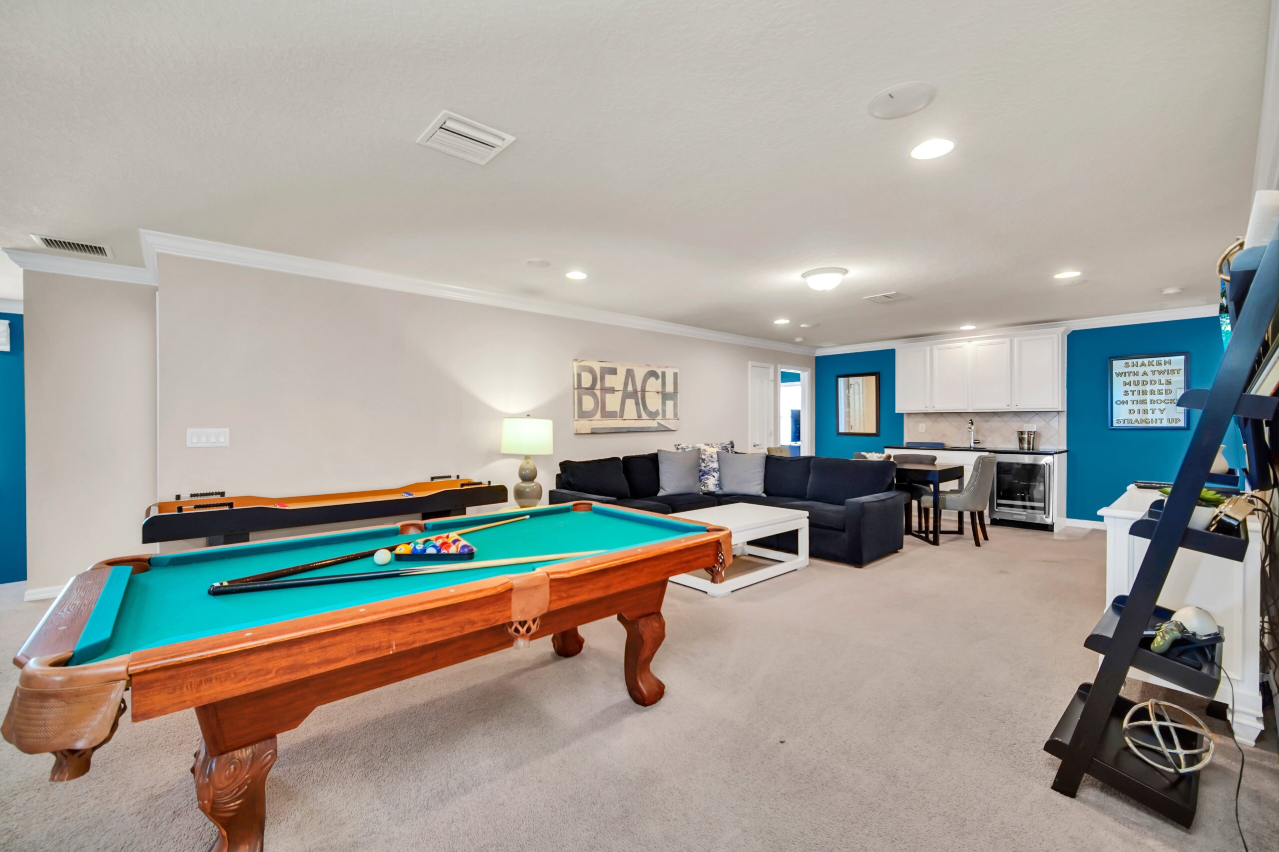 Real estate photography, Vacation photography