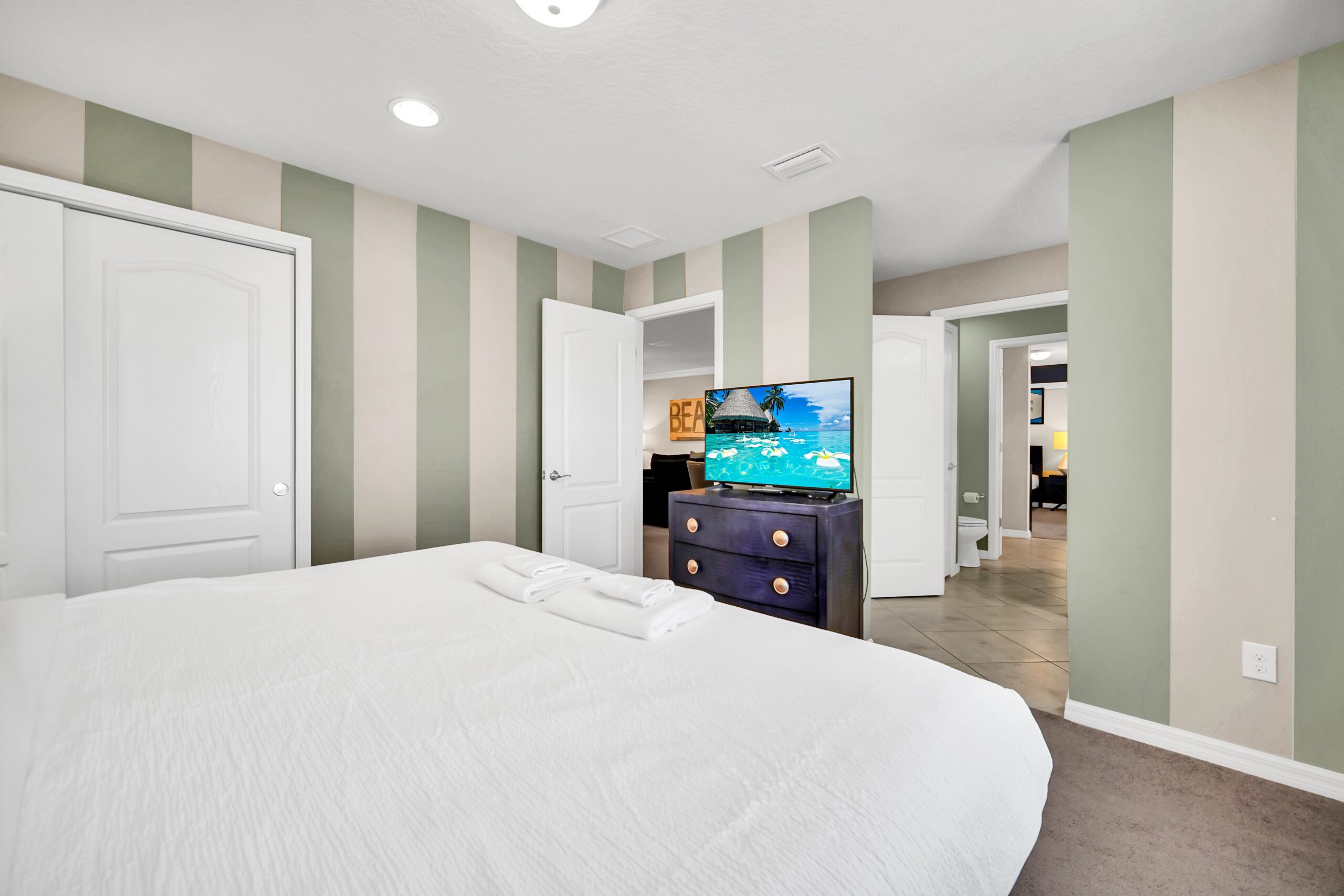 Real estate photography, Vacation photography